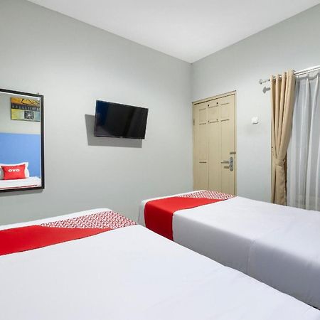 Hotel O Prambanan Near Prambanan Temple Esterno foto