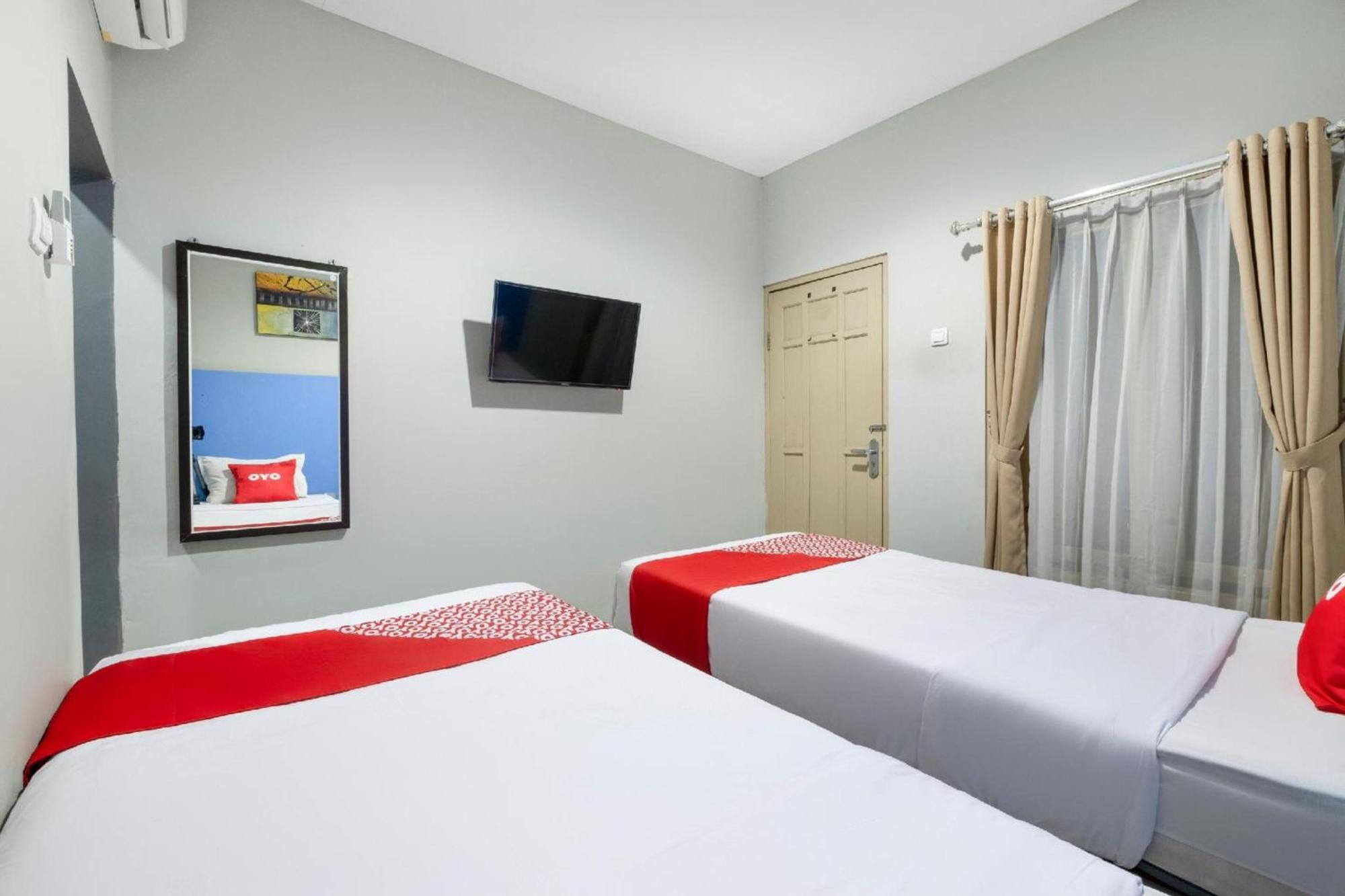Hotel O Prambanan Near Prambanan Temple Esterno foto